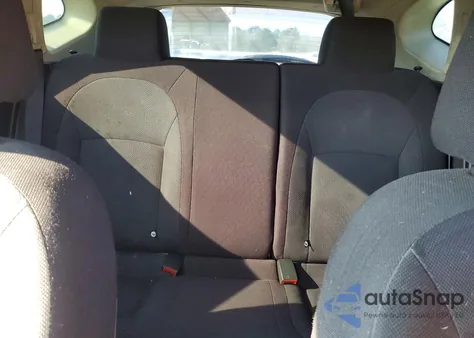 2011 Nissan Rogue S z USA, uszkodzony, nr VIN JN8AS5MT5BW569334